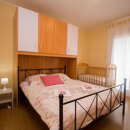 Vakantiehuis Schoenes Emma By Interhome Burići