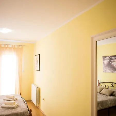 Vakantiehuis Schoenes Emma By Interhome